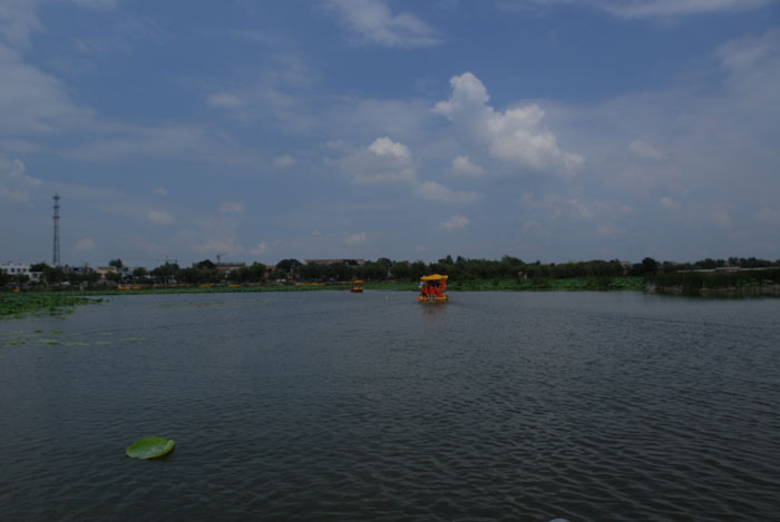 ˮ��һɫ���̲�ʎ����С���x��߅Խ��Խ�h(yu��n)��